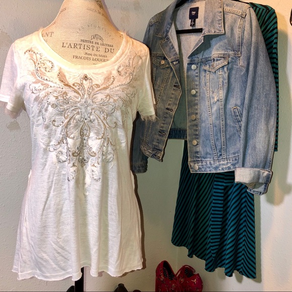 Miss Me Embellished T Shirt - Picture 2 of 8